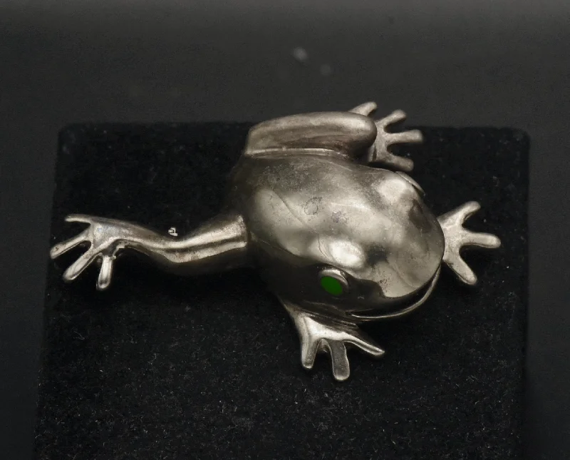 Vintage Sterling Silver Frog Brooch