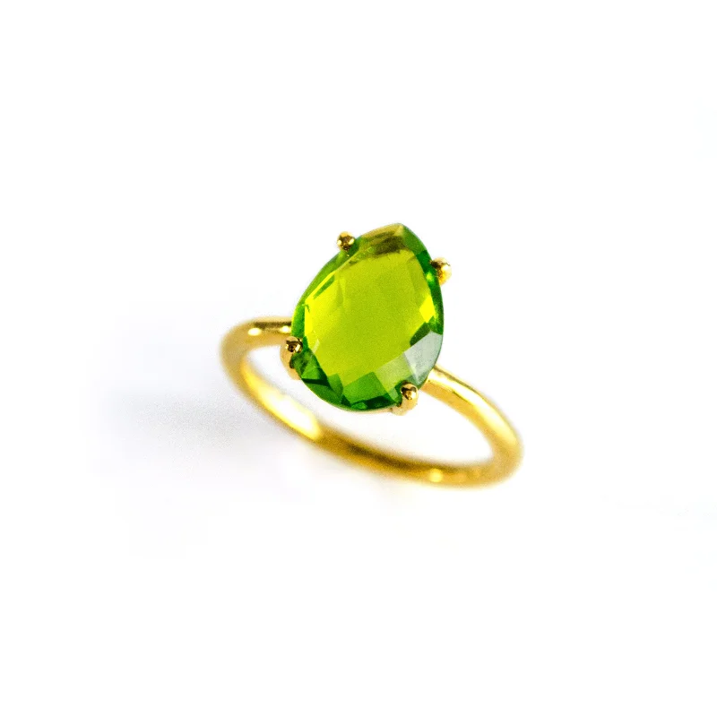 Peridot Teardrop Prong Set Ring • August Birthstone