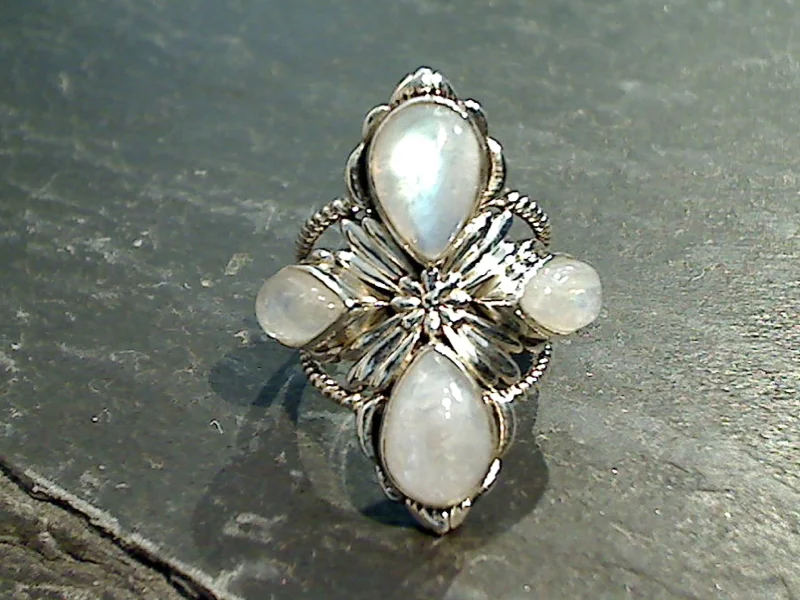 Size 6 Moonstone, Sterling Silver Ring