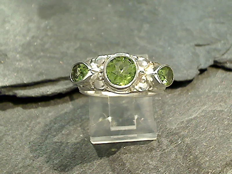 Size 7 Peridot, Sterling Silver Ring