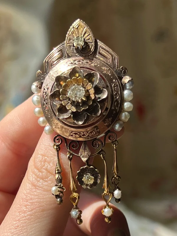 Stunning Victorian Diamond and Pearl Brooch